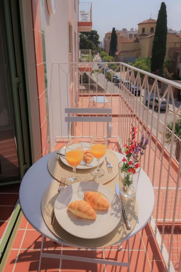 ***  Terra Aurea Aparthotel 萨洛 西班牙